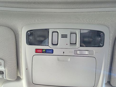 Used 2019 Subaru Outback 2.5i Limited w/ Popular Package #2 image 25