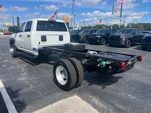 New 2026 RAM 4500 4x4 Crew Cab DRW image 21