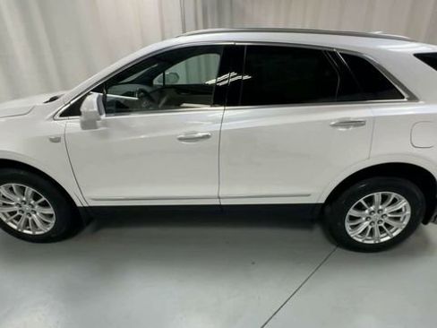 Used 2018 Cadillac XT5 Base image 5