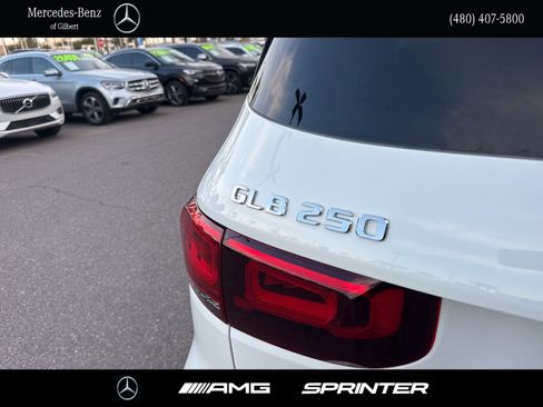 Certified 2023 Mercedes-Benz GLB 250 image 5