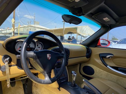 Used 2001 Porsche Boxster S RWD image 14