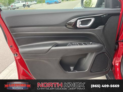 New 2026 Jeep Compass Latitude AWD/4WD image 5