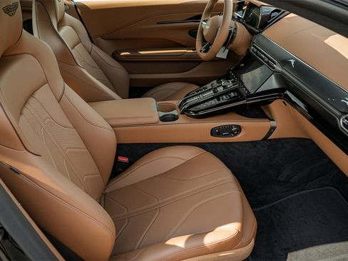 New 2025 Aston Martin V8 Vantage Coupe image 35