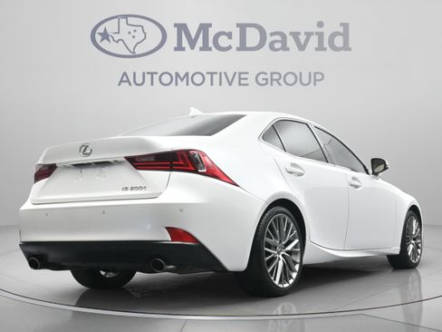 Used 2016 Lexus IS 200t w/ Navigation System Package RWD image 31