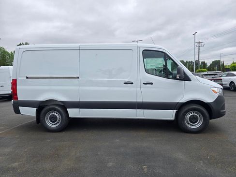 New 2026 Mercedes-Benz Sprinter 2500 image 7