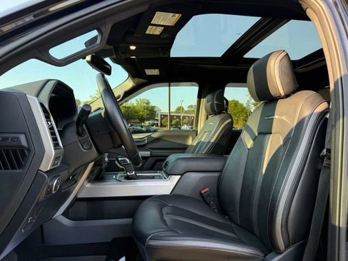 Used 2020 Ford F150 Platinum w/ Equipment Group 701A Luxury AWD/4WD image 24