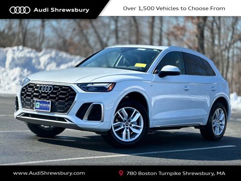Used 2023 Audi Q5 2.0T Premium w/ Convenience Package image 1