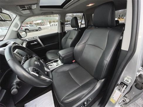 Used 2024 Toyota 4Runner Limited image 20