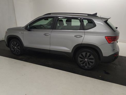Used 2024 Volkswagen Taos S FWD image 3