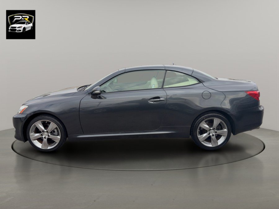 Used 2010 Lexus IS 250C w/ Luxury Pkg RWD image 2