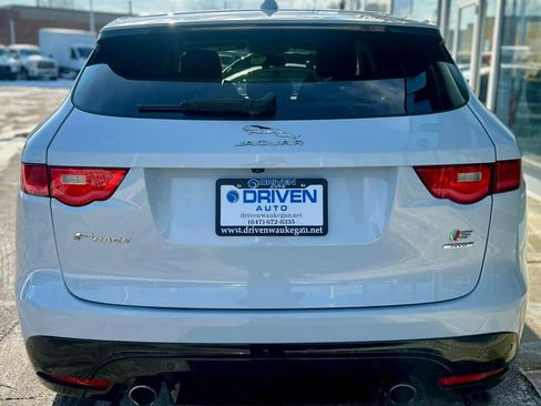 Used 2017 Jaguar F-PACE S image 38