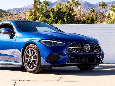 Used 2024 Mercedes-Benz CLE 300 4MATIC Coupe image 3