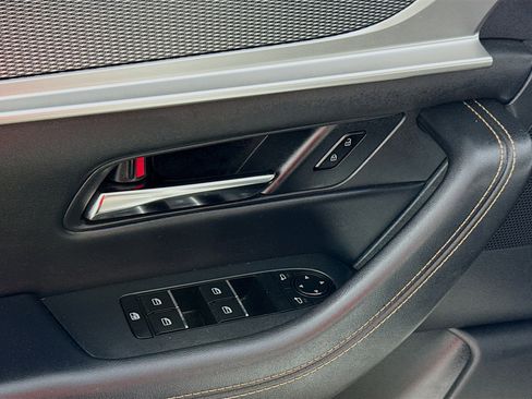 Used 2024 MAZDA CX-90 3.3 Turbo w/ Preferred Plus image 18