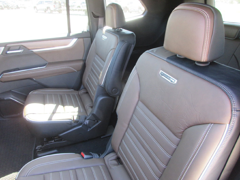 New 2027 GMC Acadia Denali Ultimate AWD/4WD image 12