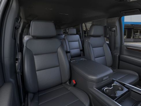 New 2026 Chevrolet Suburban LT RWD image 16