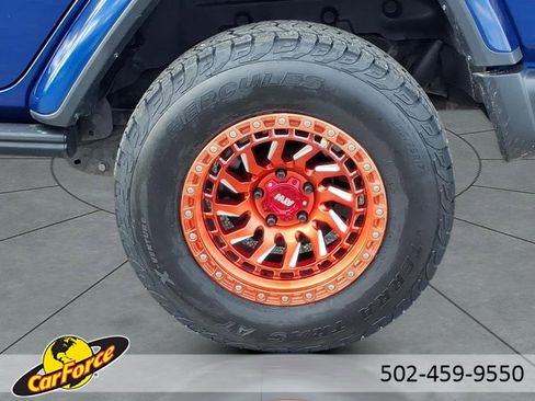 Used 2019 Jeep Wrangler Unlimited Sahara w/ Quick Order Package 24M Moab image 4