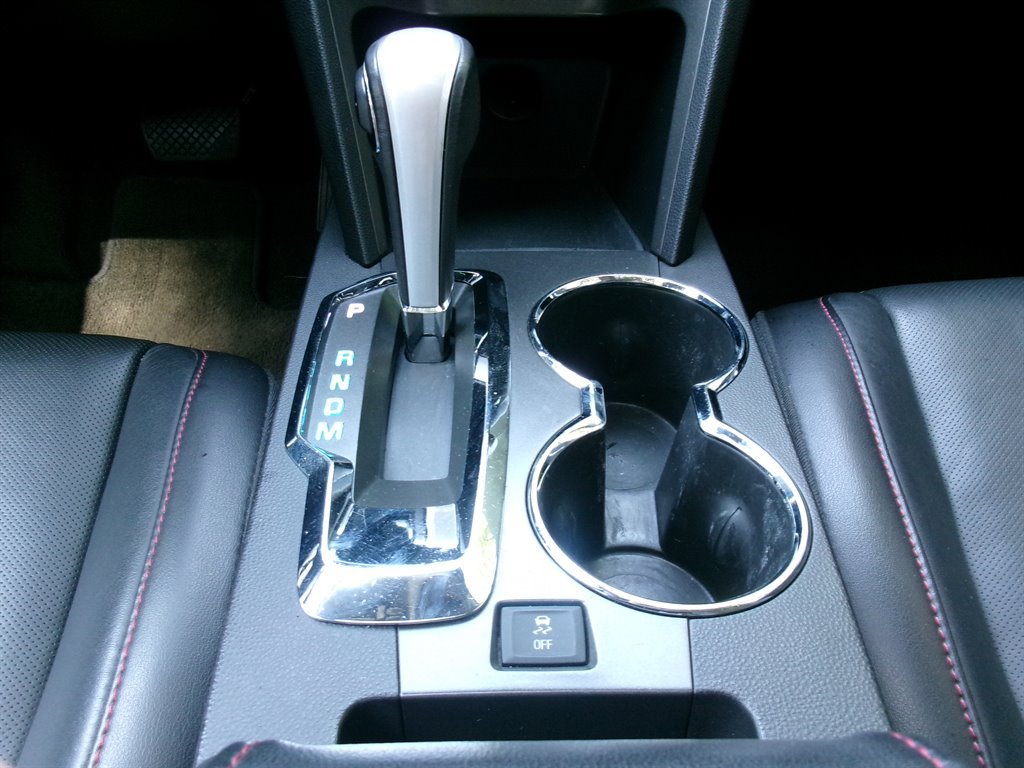 Used 2010 Chevrolet Equinox LT AWD/4WD image 36