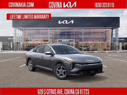 New 2025 Kia K4 LXS