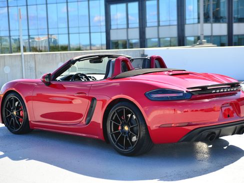 Certified 2025 Porsche 718 Boxster GTS image 3