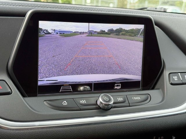 Used 2021 Chevrolet Blazer LT AWD/4WD image 28