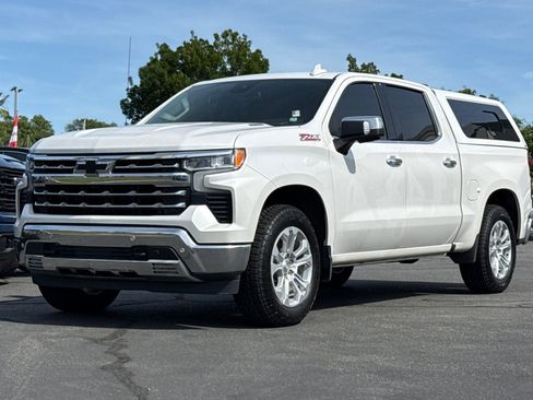 Used 2023 Chevrolet Silverado 1500 LTZ AWD/4WD image 9