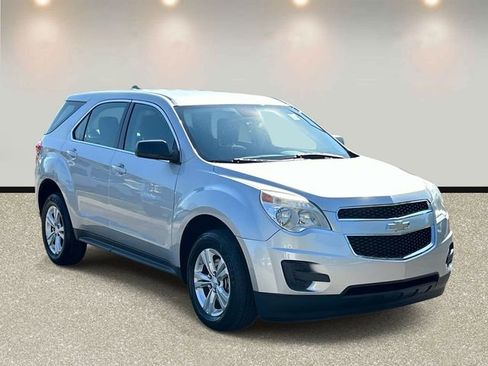 Used 2015 Chevrolet Equinox LS FWD image 3