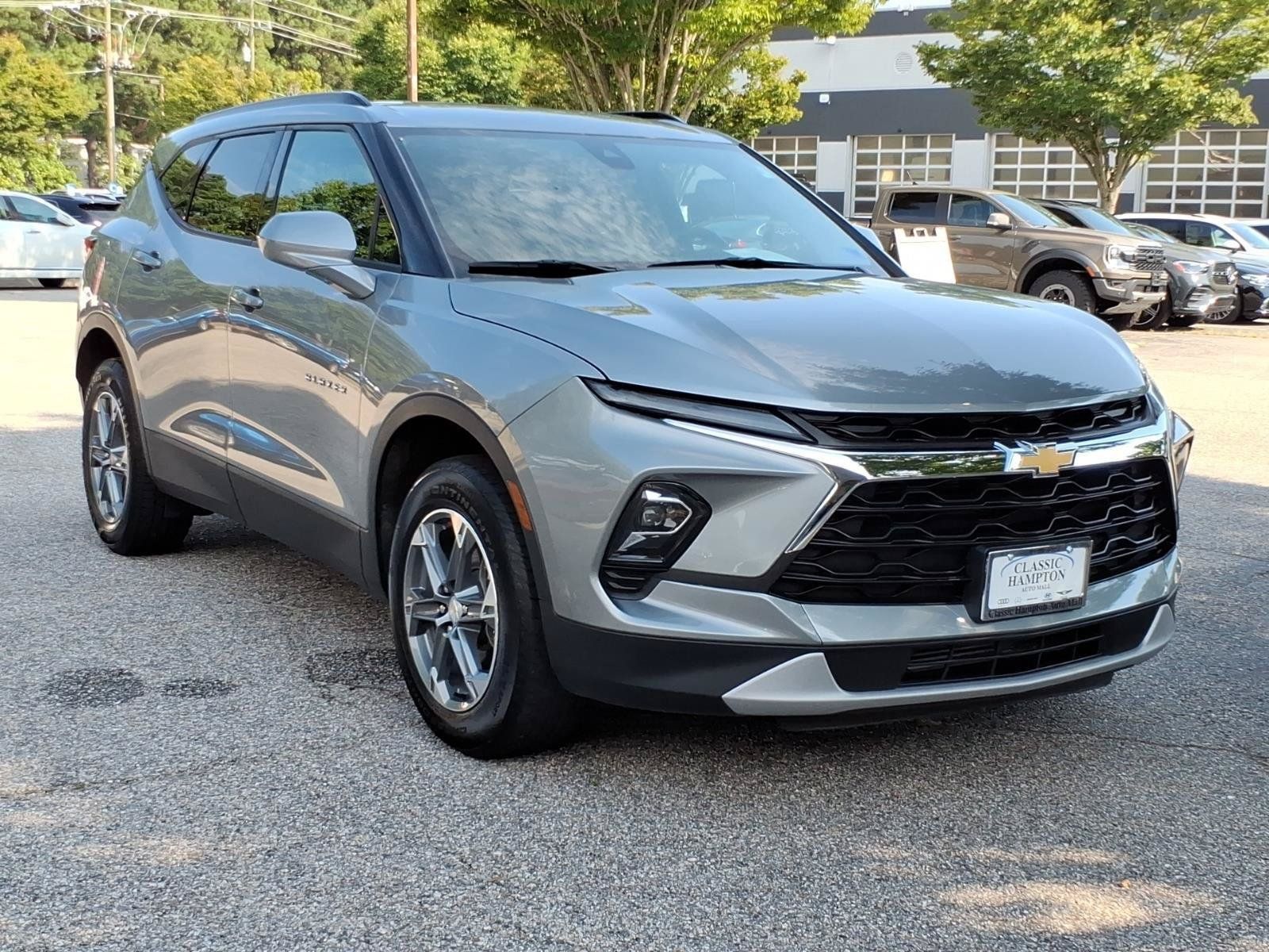 Used 2024 Chevrolet Blazer LT w/ Convenience Package FWD image 5