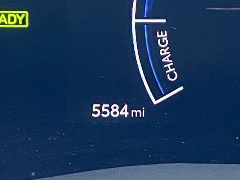 Used 2025 Toyota Camry SE image 12