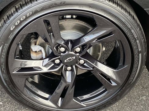Used 2024 Chevrolet Camaro LT image 24