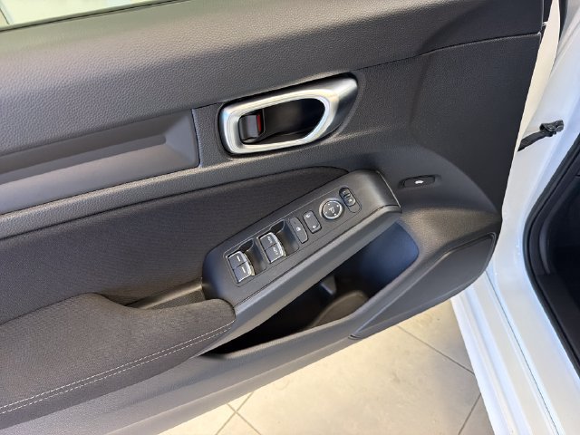 Used 2023 Honda Civic Sport image 12