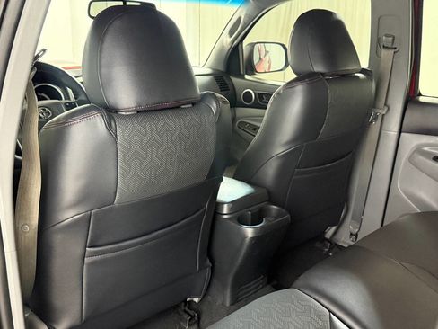 Used 2012 Toyota Tacoma PreRunner w/ TRD Sport Pkg image 41