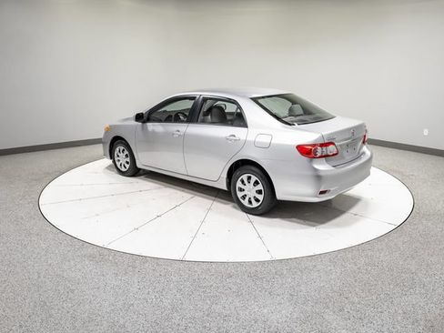 Used 2011 Toyota Corolla LE FWD image 27