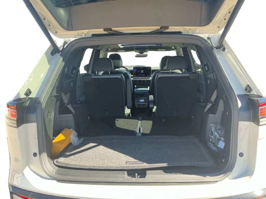 New 2027 Volkswagen Atlas SEL R-Line AWD/4WD image 24