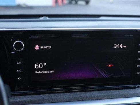 Used 2022 Kia K5 EX w/ EX Premium Package image 17