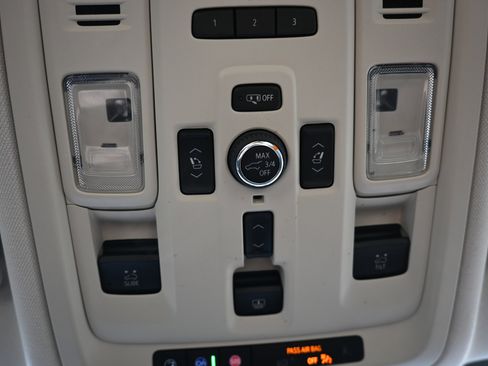 Used 2022 GMC Yukon XL Denali w/ Max Trailering Package image 17