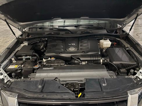 Used 2024 Nissan Armada SL w/ Captain's Chairs Package image 17