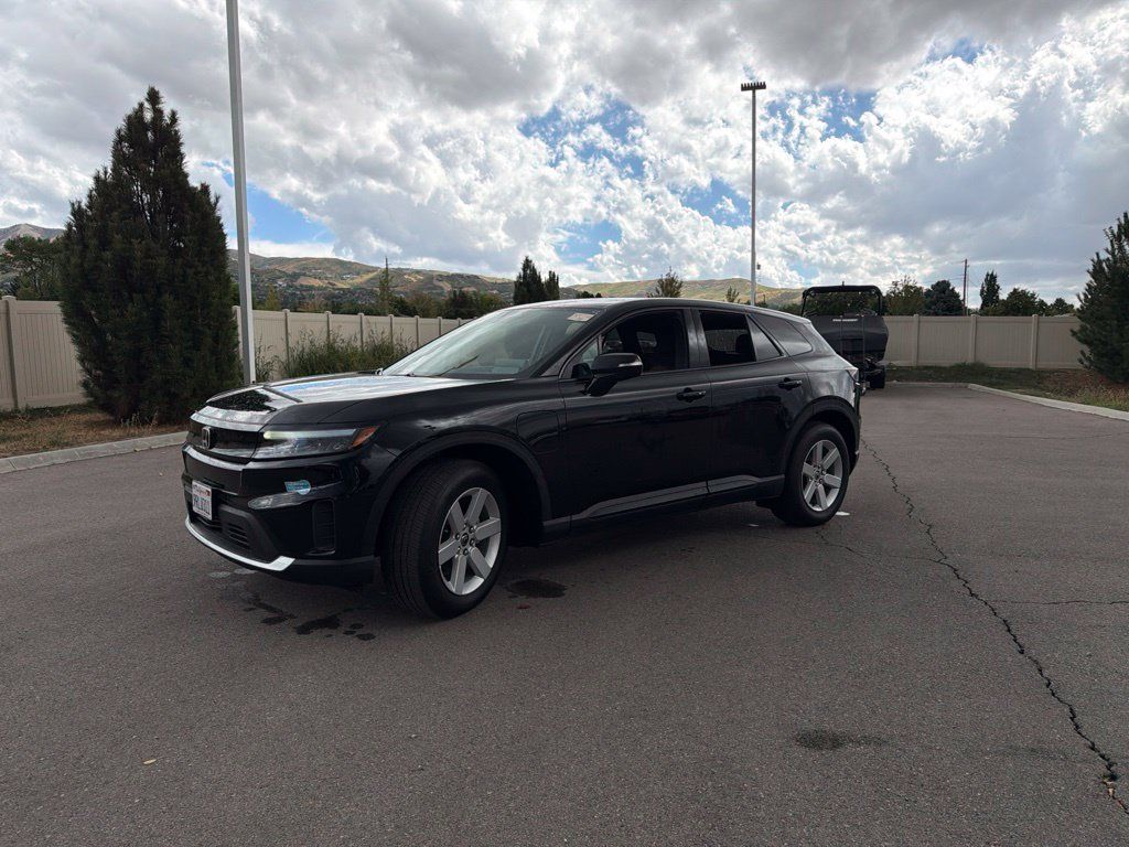 Used 2024 Honda Prologue EX image 11