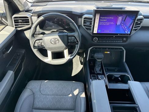 Used 2024 Toyota Tundra Limited image 29