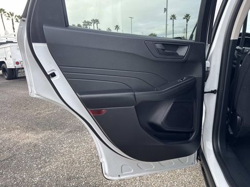 Certified 2022 Ford Escape SE w/ Convenience Package image 22