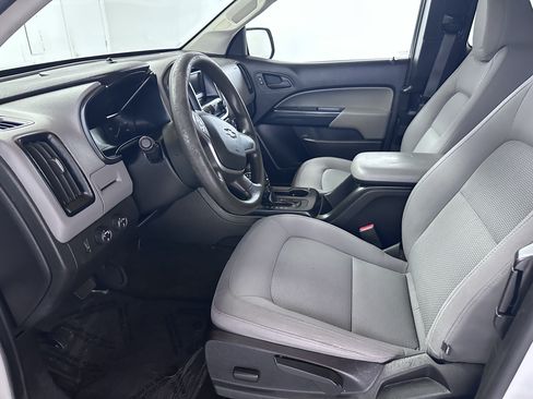 Used 2017 Chevrolet Colorado W/T w/ WT Convenience Package AWD/4WD image 32
