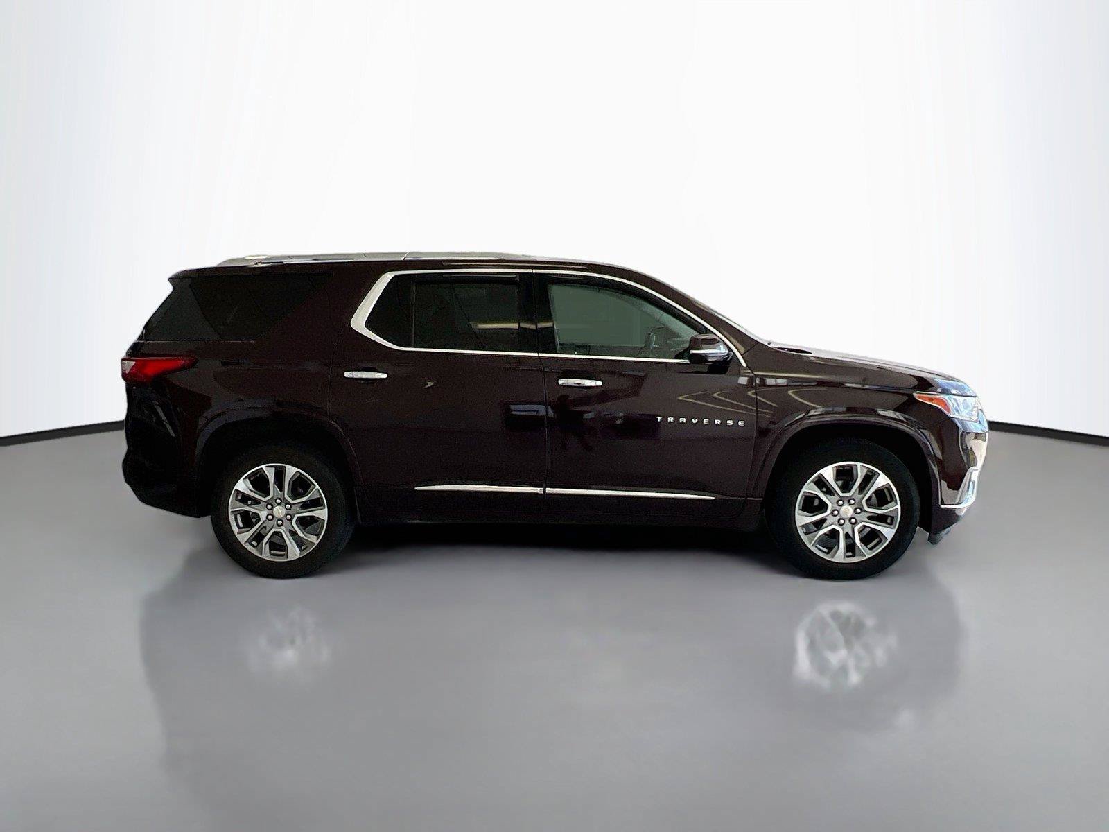 Used 2018 Chevrolet Traverse Premier AWD/4WD image 16