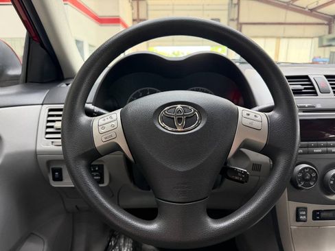 Used 2011 Toyota Corolla LE FWD image 22