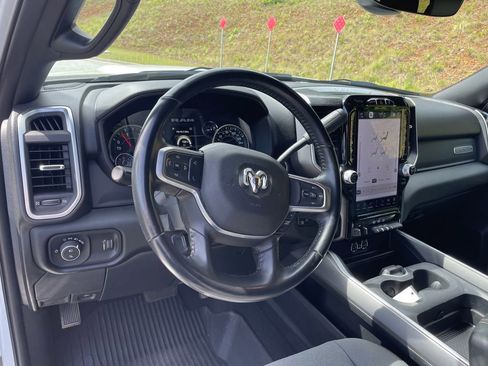 Used 2024 RAM 3500 Big Horn AWD/4WD image 11