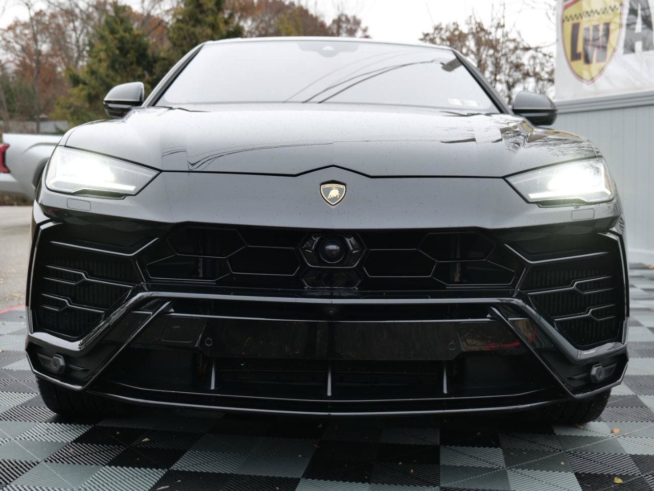 Used 2021 Lamborghini Urus AWD/4WD image 81