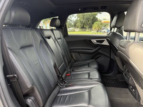 Used 2019 Audi Q7 2.0T Premium w/ Convenience Package AWD/4WD image 23