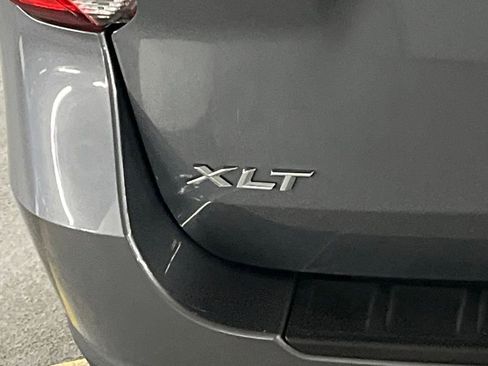 Used 2022 Ford Explorer XLT w/ Class IV Trailer Tow Package image 34