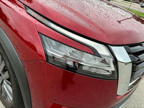 Certified 2023 Nissan Pathfinder SL w/ SL Premium Package AWD/4WD image 32