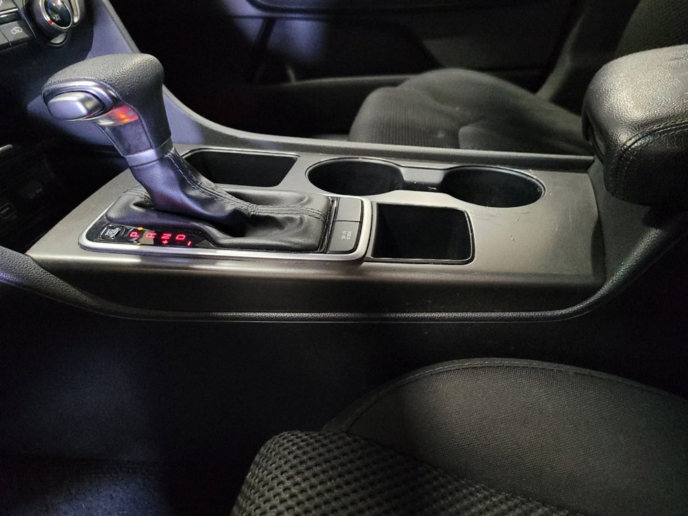 Used 2019 Kia Optima LX FWD image 26