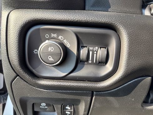Used 2023 RAM 1500 Laramie image 50