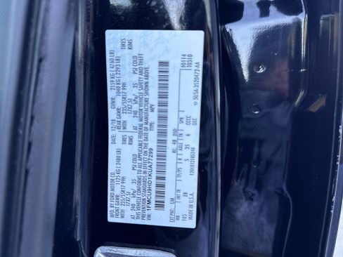 Used 2019 Ford Escape SEL image 31